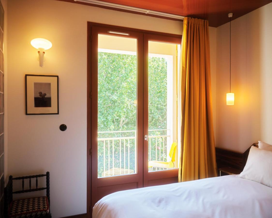 Hotel Present - Entree Autonome, Reception En Ligne - Encore Mieux Arles Exterior foto