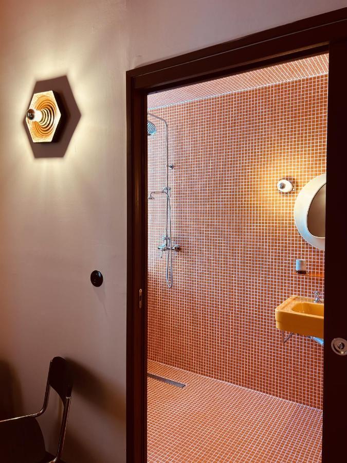 Hotel Present - Entree Autonome, Reception En Ligne - Encore Mieux Arles Exterior foto